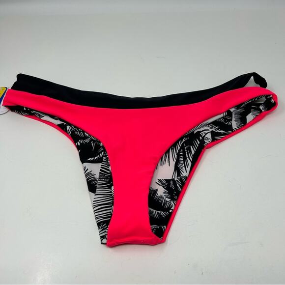 Fabletics Malibu Andrea Reversible Bikini Bottom & Juliana Bikini Top Medium NWT - Picture 11 of 14